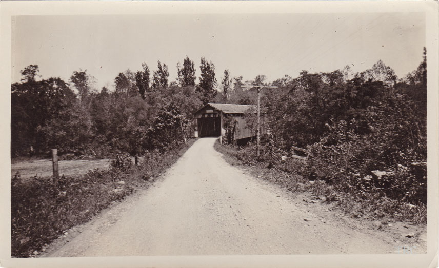 Unidentified covered bridge photo