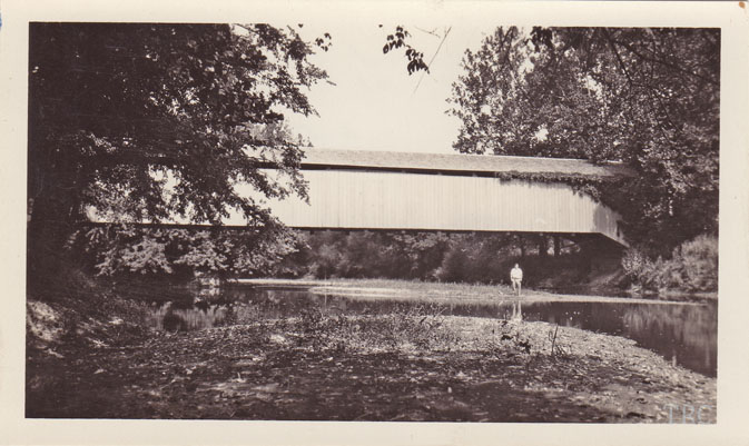 Unidentified covered bridge photo