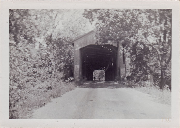 Unidentified covered bridge photo