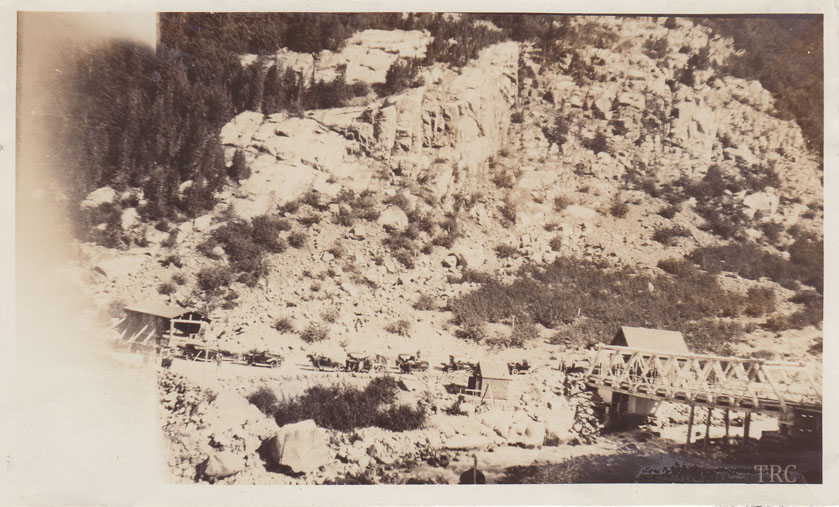 Unidentified covered bridge photo