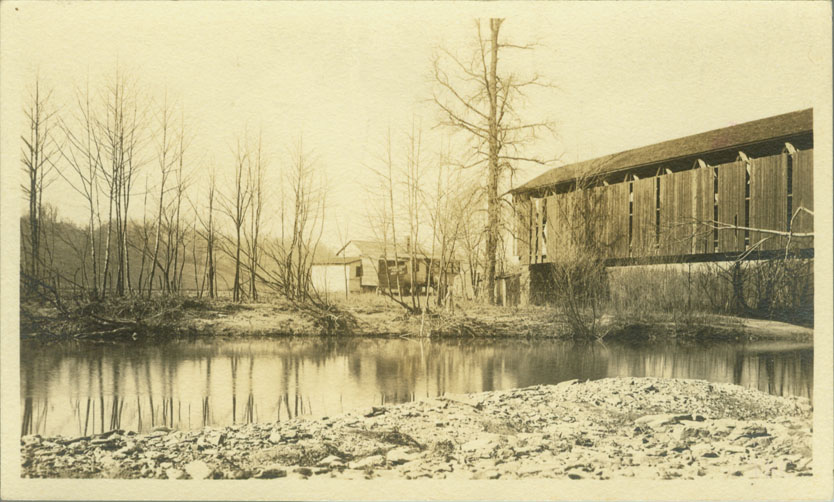 Unidentified covered bridge photo