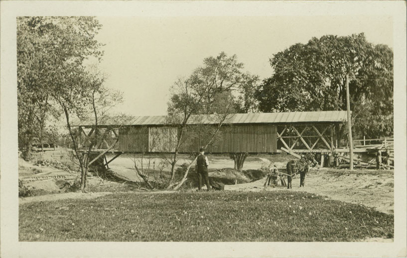 Unidentified covered bridge photo