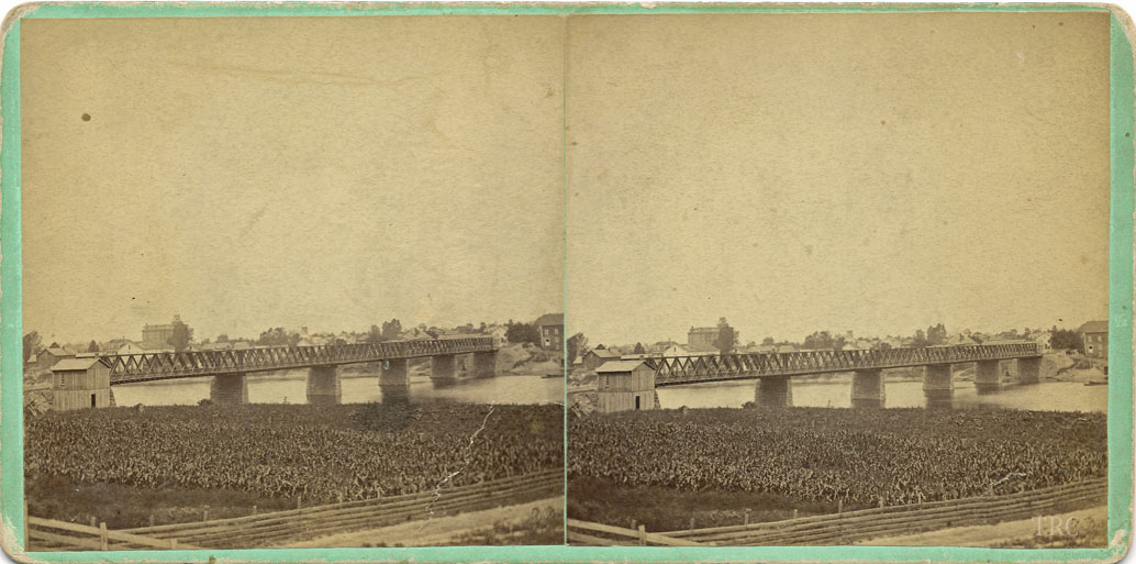 Unidentified covered bridge photo